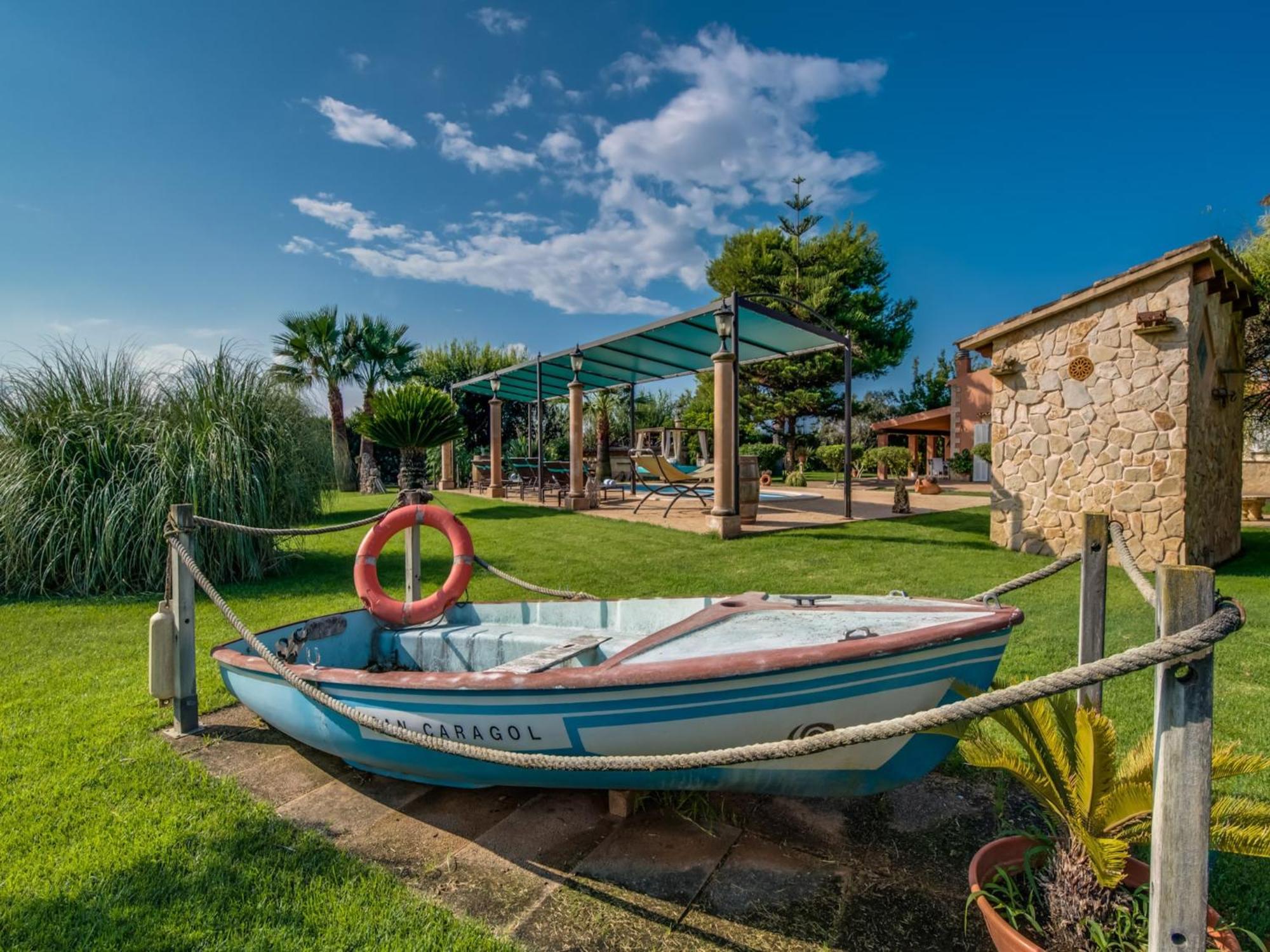Countryside With Private Pool *